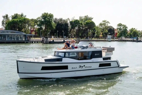Baltic Grand 37 nuevo en venta