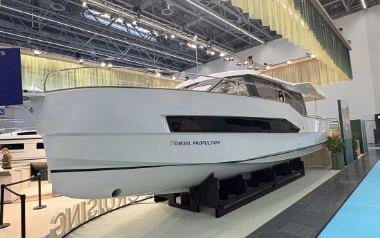Delphia 12 sedan nuevo en venta
