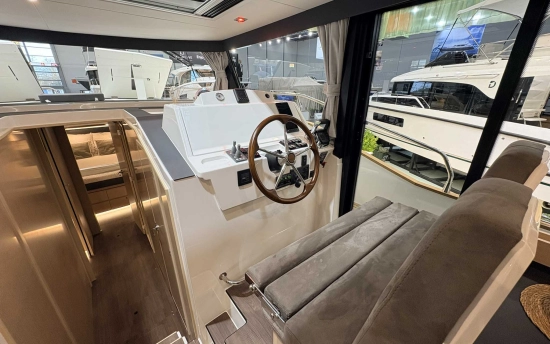 Delphia 12 sedan nuevo en venta