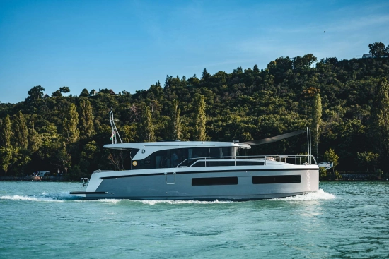 Delphia 11 Sedan nuevo en venta