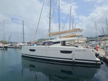 Fountaine Pajot ASTREA 42 usata in vendita