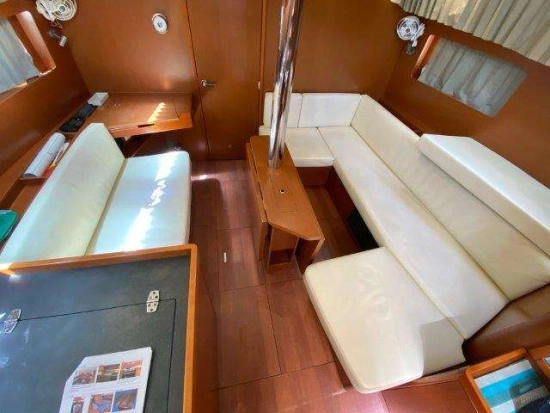 Beneteau Oceanis 41.1 usata in vendita