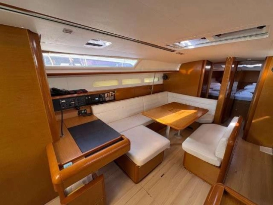 Jeanneau Sun Odyssey 519 usado à venda