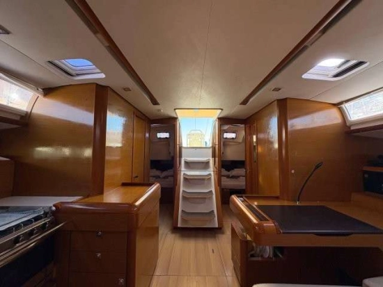 Jeanneau Sun Odyssey 519 usado à venda