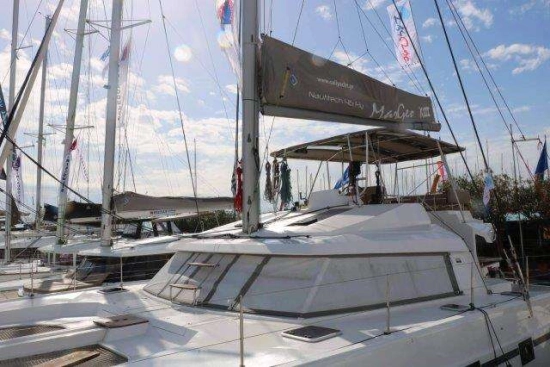 Nautitech 46 FLY usado à venda