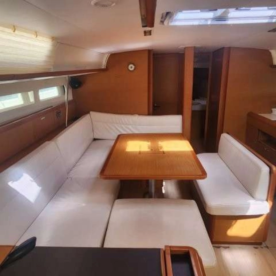 Jeanneau Sun Odyssey 519 usado à venda