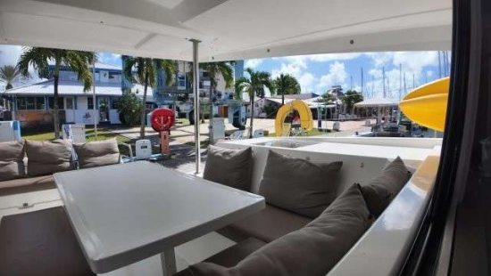 Fountaine Pajot ASTREA 42 usata in vendita