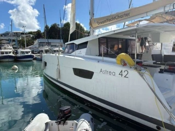 Fountaine Pajot ASTREA 42 usata in vendita