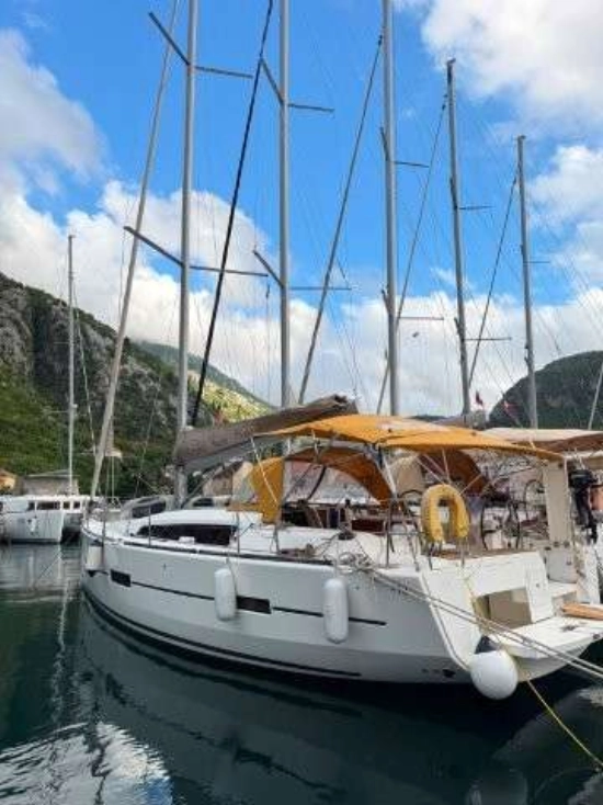 Dufour Yachts 412 usata in vendita