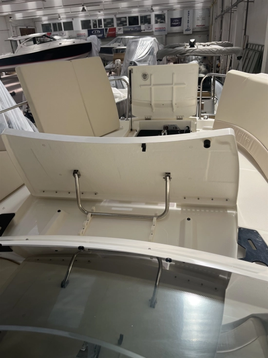 Quicksilver Sundeck Activ 875 usado à venda