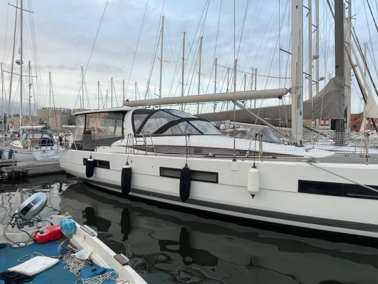 Jeanneau 60 usata in vendita