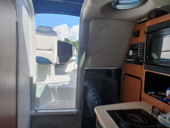 Crownline 270 CR usado à venda
