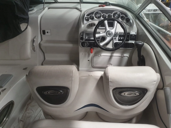 Crownline 270 CR usado à venda
