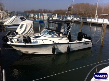 Mako Marine 215 WA usata in vendita