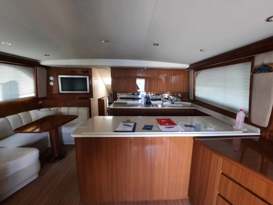 Viking Yachts 57 Convertible de segunda mano en venta