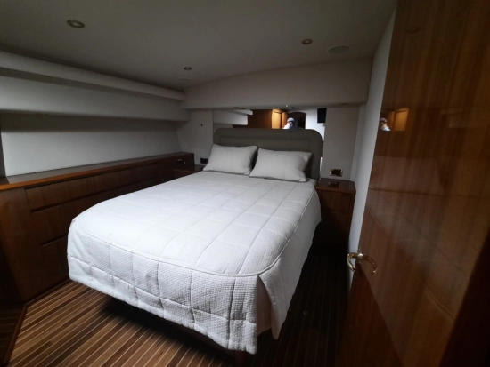 Viking Yachts 57 Convertible de segunda mano en venta