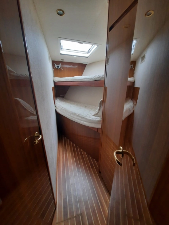 Viking Yachts 57 Convertible de segunda mano en venta