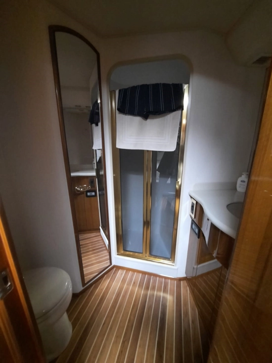 Viking Yachts 57 Convertible de segunda mano en venta