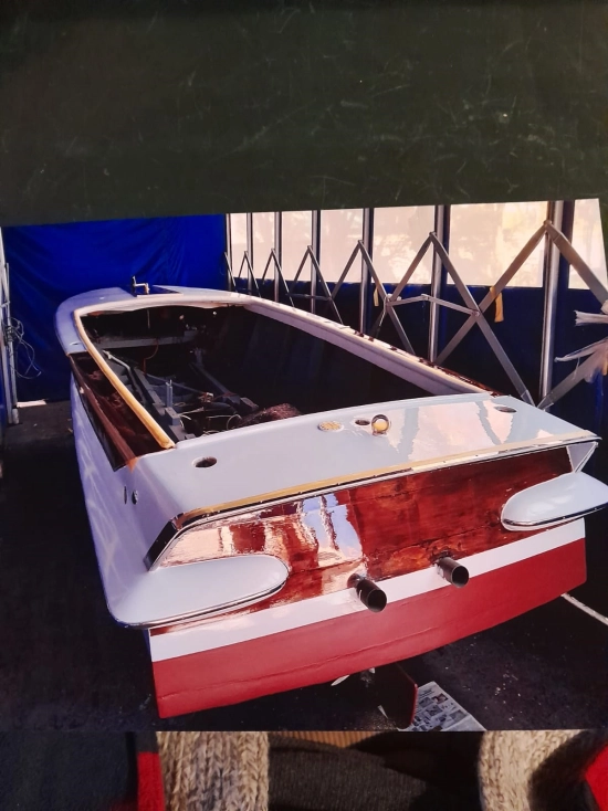 Chris Craft SUPER SPORT 21 usado à venda