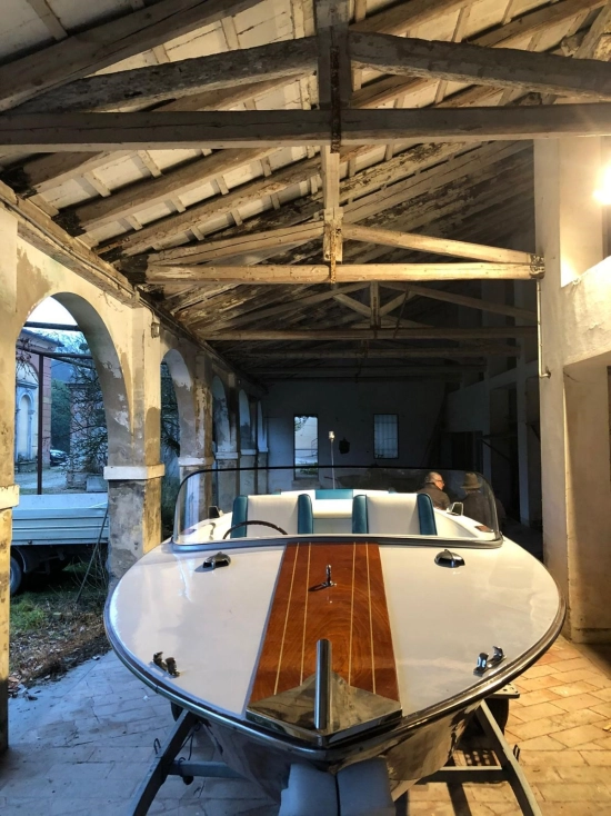 Chris Craft SUPER SPORT 21 usado à venda
