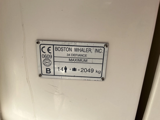 Boston Whaler 34 Defiance de segunda mano en venta