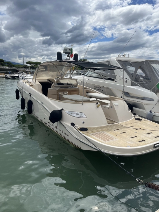 Mano Marine 37 Gran Sport de segunda mano en venta