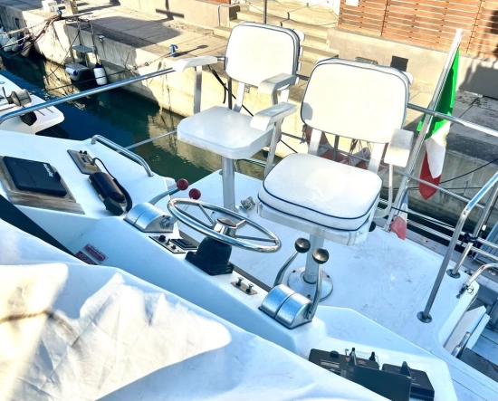 Sea Ray 430 CONVERTIBLE de segunda mano en venta