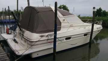 Sealine 365 usado à venda