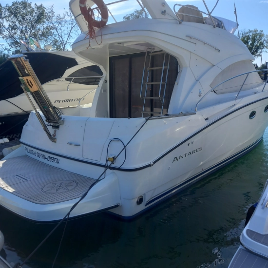 Beneteau Antares 11 usado à venda