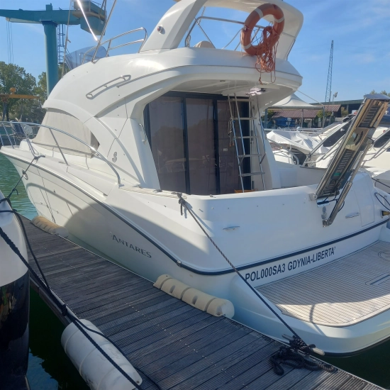 Beneteau Antares 11 usado à venda
