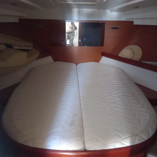 Beneteau Antares 11 usado à venda