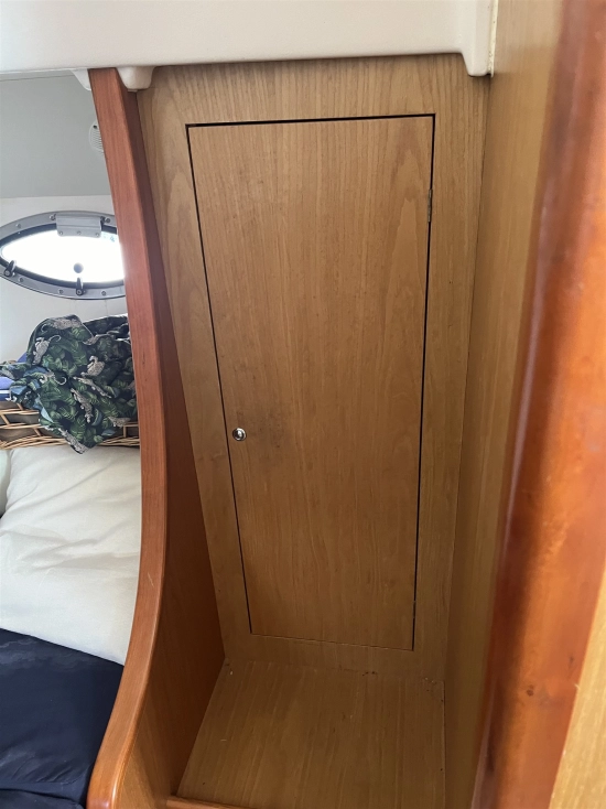 Mano Marine 27,50 EFB usado à venda