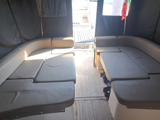 Mano Marine 27,50 EFB usado à venda