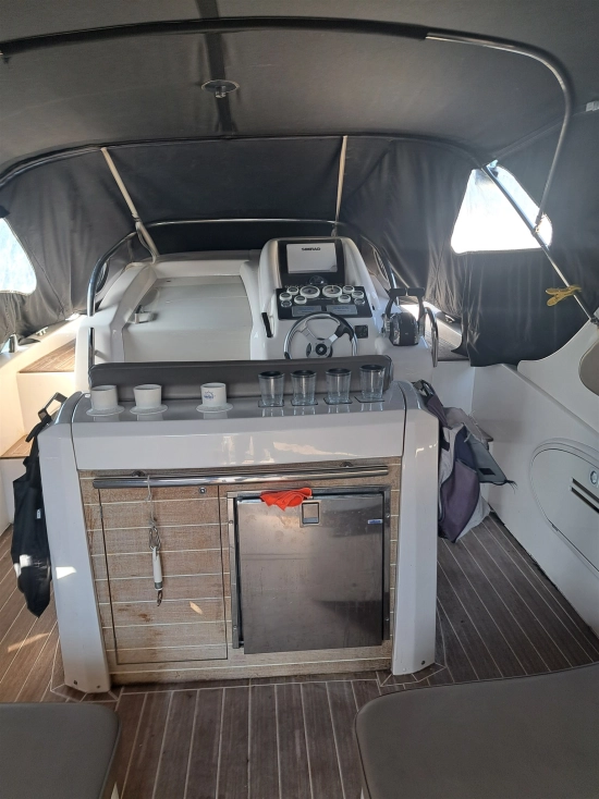 Mano Marine 27,50 EFB usado à venda