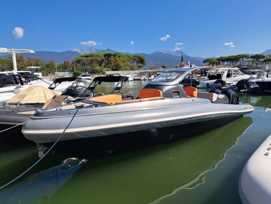 Albatro International 32 FB Open de segunda mano en venta