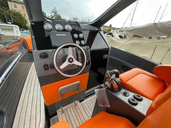 Albatro International 32 FB Open de segunda mano en venta