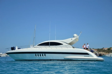 Overmarine Mangusta 72 Open usado à venda