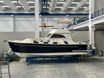 Cantieri Estensi 440 GOLDSTAR FLY de segunda mano en venta