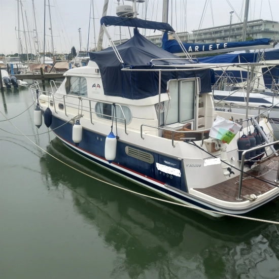 Nimbus 340 COMMANDER usata in vendita