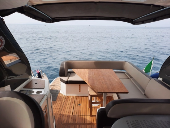 Bavaria Yachts S 33 Hard Top usata in vendita