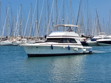 Riviera 43 Flybridge usata in vendita