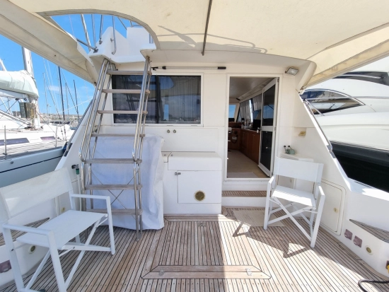 Riviera 43 Flybridge usado à venda