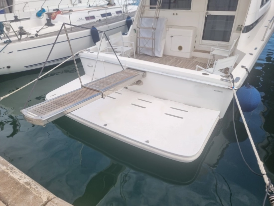 Riviera 43 Flybridge usado à venda