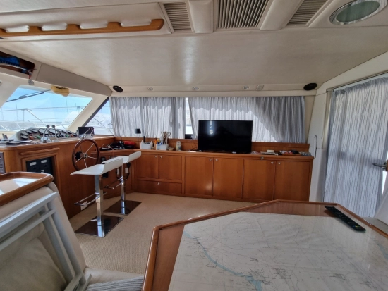 Riviera 43 Flybridge usado à venda