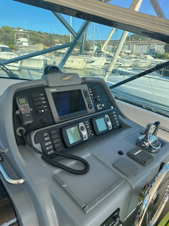 Bertram 360 Moppie usata in vendita