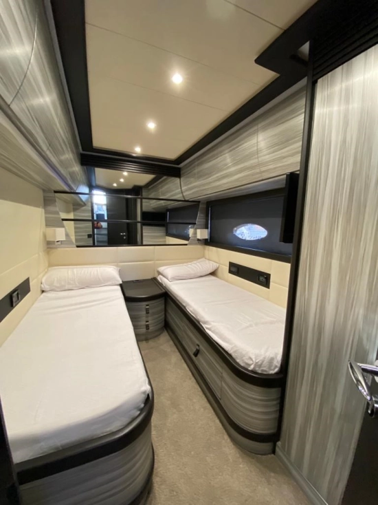 Pershing 76 de segunda mano en venta
