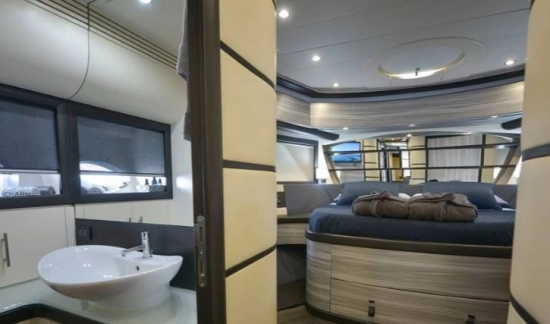 Pershing 76 de segunda mano en venta