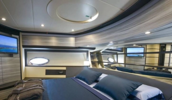 Pershing 76 de segunda mano en venta