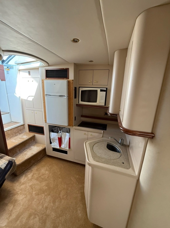 Cruiser Yachts 3672 usata in vendita