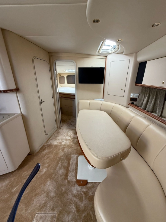 Cruiser Yachts 3672 usata in vendita